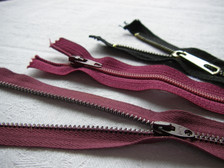 Zips"©cushionsandmore.com