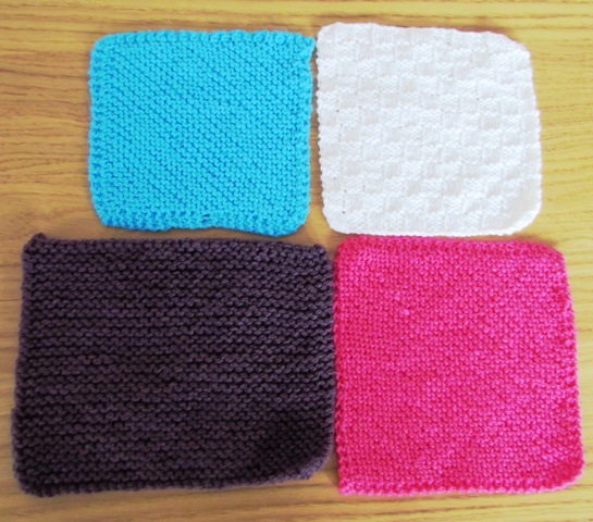 Different knitting stitches for blankets