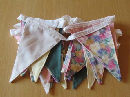 pink bunting